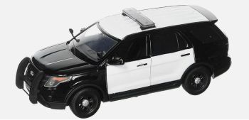 MMX76988NOIR - FORD Police Interceptor Utility 2022 Zwart en wit