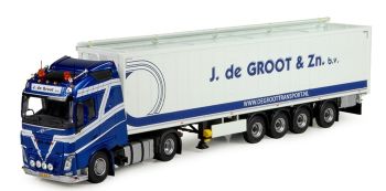 TEK74005 - VOLVO FH04 Globettrter 4x2 met aanhanger 3 Assen J. DE GROOT