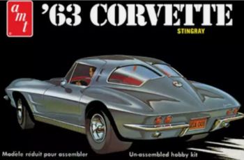 AMT861/12 - CHEVROLET Corvette Stingray 1963, om te monteren en te schilderen