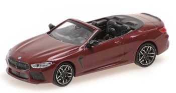 MNC870029034 - BMW M8 Cabriolet 2019 Rood metallic