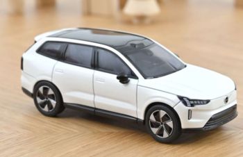 NOREV870080 - VOLVO EX90 2024 Kristalwit