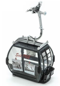 JC88132 - 10-persoons gondellift Omega IV GRÜNWALDKOPF 1952