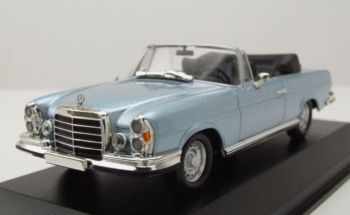 MXC940038131 - 1970 Mercedes-Benz 280SE 3.5 Cabriolet, Blauw