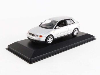 MXC940015101 - AUDI A3 1996 Grijs