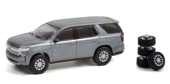 GREEN97110-E - CHEVROLET Tahoe grijze velgen in blister
