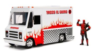 JAD99730 - Witte foodtruck met DEADPOOL-beeldje