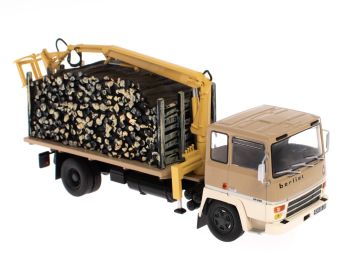 G111A036 - BERLIET GR 280 4x2 Houttransport met hydraulische kraan (niet functioneel)