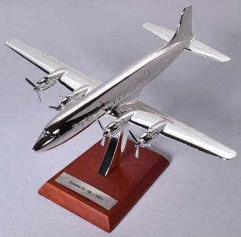 ATL7504023 - Amerikaans transportvliegtuig DOUGLAS DC-6B 1951