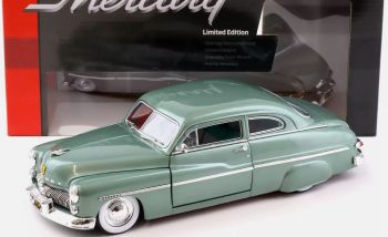 AW318/06 - MERCURY Acht coupé 1949 Groen