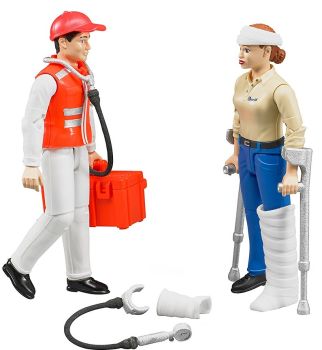 BRU62710 - Redder en gewonde vrouw met accessoires