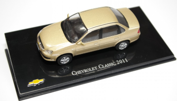 MAGCHECLASSIC - CHEVROLET Klassieke sedan 4 deuren 2011 goud metallic