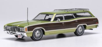 IXOCLC608N.22 - FORD LTD Country Squire 1972 Verde chiaro