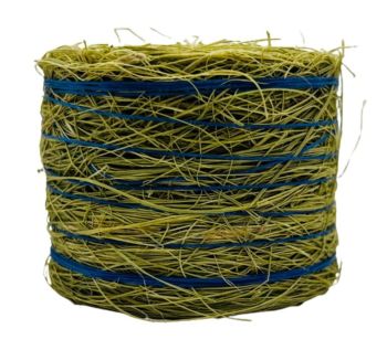 CW0270 - Ronde hooibaal met blauw touw - Diameter: 4,8 cm x Breedte: 3,6 cm
