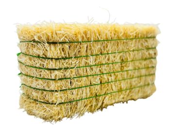 CW0275 - Vierkante strobaal met groen touw - 7,8 x 3,7 x 2,8 cm