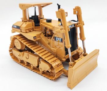 CCMD10-C - CATERPILLAR D10N C-blad bulldozer met duwblok - Beperkte oplage van 350 stuks