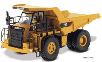 DCM85551 - Dumper CATERPILLAR 770 met chauffeur
