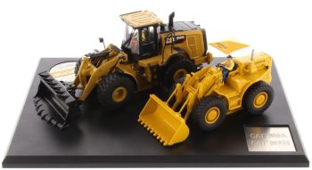 DCM85558 - Evolution Series set met twee CATERPILLAR laders de 966A en de 966M met drivers
