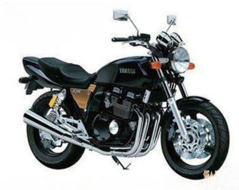 AOS06303 - YAMAHA 4HM XJR400 1993 te monteren en te spuiten