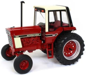 ERT44159A - INTERNATIONALE HARVESTER 886 National Farm Toy Show