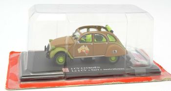 G1719012 - Citroen 2cv Surf Australian bruin en groen met accessoires Collectie Auto Plus verkocht in blisterverpakking