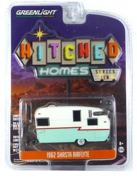 GREEN34100-E - Groen en wit 1962 SHASTA Airflyte 1-assige caravan Hitched Homes serie verkocht in blisterverpakking