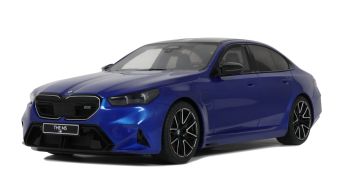 GT507 - BMW M5 Marina Bay 2024 Metallic Blauw