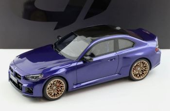 GT552 - BMW M2 CS 2025 Fluweelblauw en Paars