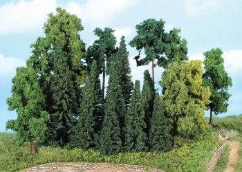 HEK1957 - 20 Bomen en sparren 7-18 cm