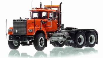 HHR138G-1 - MACK Superliner Heavy Spec met tandemassen Oranje