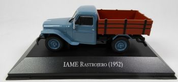 MAGARG46 - IAM Rastrojero dienblad 1952 blauw