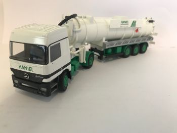 CON4060 - MERCEDES 4x2 Met rioolpomp tank 3 Assen HANIEL