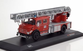 IXOTRF002 - MERCEDEZ BENZ L1519 grootschalige Duitse brandweerwagen