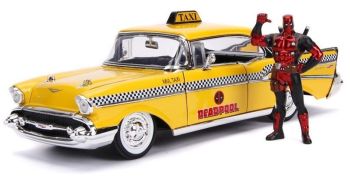 JAD30290 - CHEVROLET Chevy Bel Air 1957 taxi uit Deadpool met figuur inbegrepen