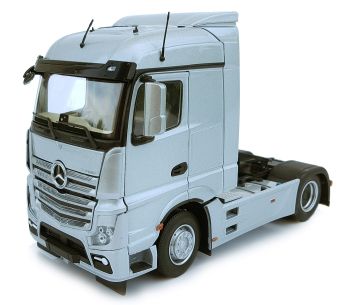 MAR1907-03 - MERCEDES Actros Streamspace 4x2 Grijs