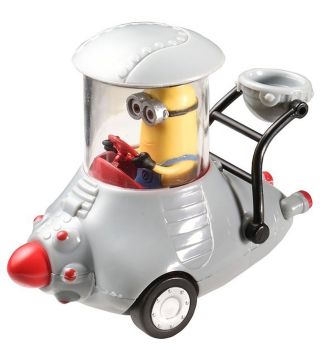 MDM53199 - Minions auto VERKOCHT IN BESCHADIGDE DOOS