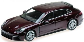 MNC410066110 - PORSCHE Panamera Sport Turismo 4S sedan 2017 donkerrood