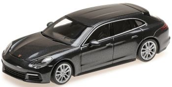 MNC410066112 - PORSCHE Panamera Sport Turismo 4E hybride sedan 2017 donker metallic grijs