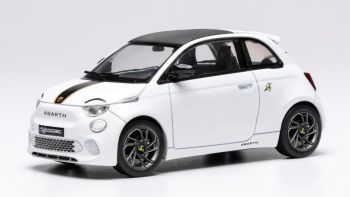 IXOMOC345 - FIAT 500e Abarth 2024 Wit