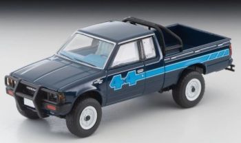 TOMLV-N321B - Nissan Truck 4WD Blauw