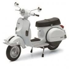 NEW42213A - VESPA P200E Wit