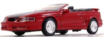 NEW48013X - FORD Mustang GT cabriolet rode motorkap uit 1994 met zwarte strepen