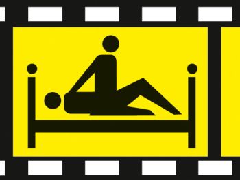 NOC15951 - liefdesscène in bed