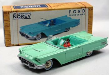 NOREVCL2711 - FORD Thunderbird 1960 Adriatische groene cabriolet met chauffeur