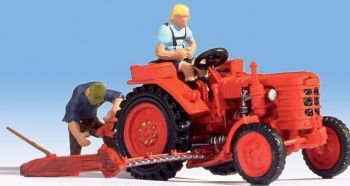 NOC16756 - FAHR tractor met figuren