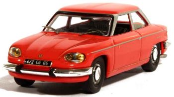 ODE004 - PANHARD 24 BT rood 1964 gelimiteerd tot 1000 exemplaren