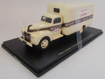 PER220 - FORD Canada C 598 1947 Nescafé starre box carrier gelimiteerd tot 250 exemplaren