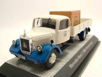 PRX12650 - MERCEDES BENZ L3000 met houten kist gelimiteerd tot 500 exemplaren