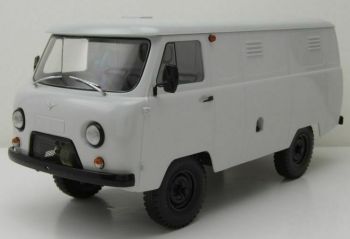 PRXPCL47071 - UAZ 452 wit hulpprogramma