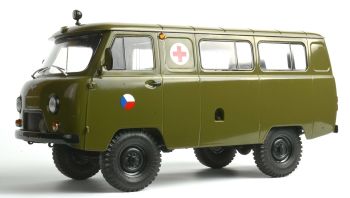 PRXPCL47073 - UAZ 452 Tsjechoslowaakse legerambulance