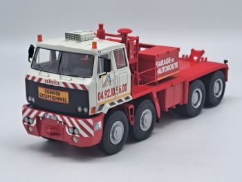 PER922 - WILLEME TG 250 8x4 GARAGE VAN DE SNELWEG